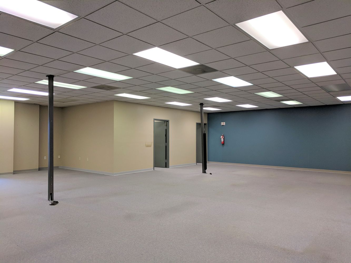 901 West Main Street, El Paso, IL 61738